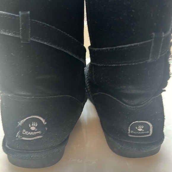 Black Bearpaw boots size 6 - Picture 5 of 7